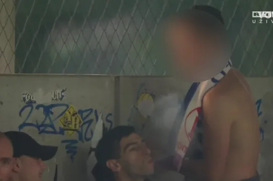 Jeste li primijetili &scaron;to je navijač Dinama radio na stadionu?
