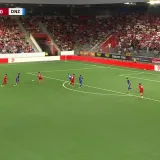 Thun umalo zabio Dinamu drugi pogodak: Pogledajte opasnu priliku &Scaron;vicaraca
