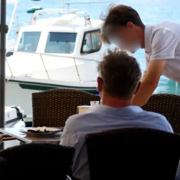 Milo&scaron; iz Beograda do&scaron;ao kod nas na sezonu, SOA ga protjerala zbog objave na mrežama