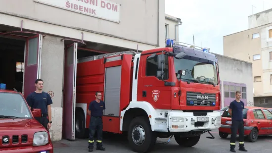 Ostali su bez jedinog kamiona i vi&scaron;e ne mogu na intervencije: Sada traže pomoć građana