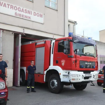 Ostali su bez jedinog kamiona i vi&scaron;e ne mogu na intervencije: Sada traže pomoć građana