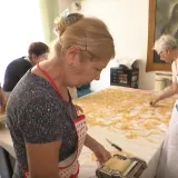 Vinkovčanke čuvaju recept star generacijama: 'Žali Bože juhe bez domaće tjestenine'