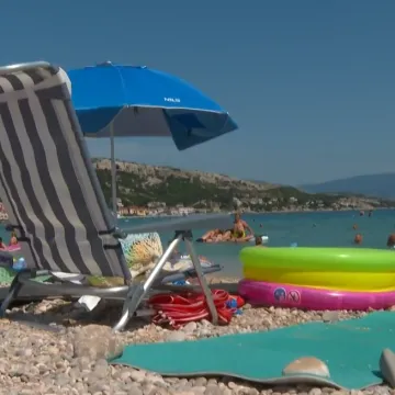 U ovom hrvatskom gradu vi&scaron;e nema rezervacije mjesta na plaži: 'Nekad bi dolazili popodne'