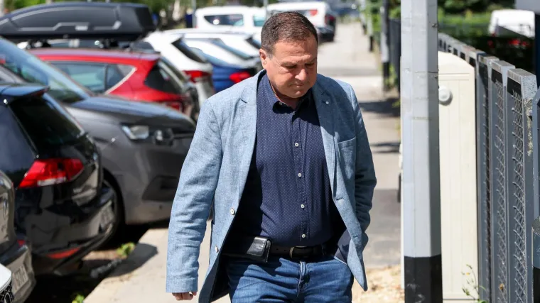 Procurilo kako je Pavlek 'kupio' uhićenog direktora: Stipendija, 160.000 eura mita...