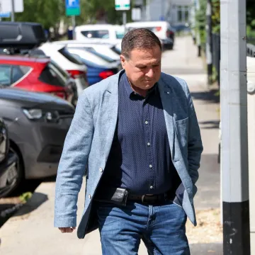 Procurilo kako je Pavlek 'kupio' uhićenog direktora: Stipendija, 160.000 eura mita...