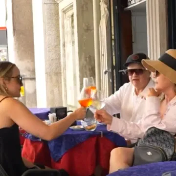 Je li cijena ovog pića postala novi simbol skupoće Jadrana? Ide i do 15 eura...