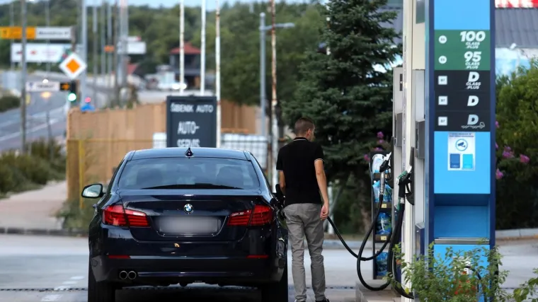 Udar na vozače! Ovo su nove cijene goriva, gore je nego &scaron;to se mislilo