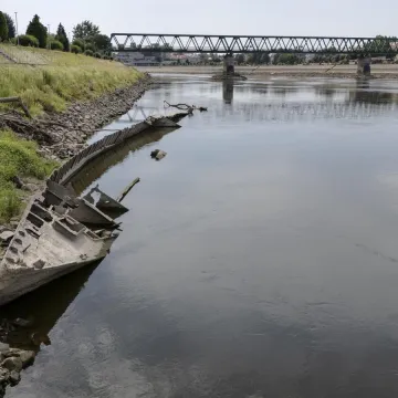 Iznimno zabrinjavajuće: Drava kod Osijeka ispisala povijest, ovako nisko nikada nije bila!