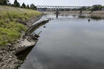 Iznimno zabrinjavajuće: Drava kod Osijeka ispisala povijest, ovako nisko nikada nije bila!