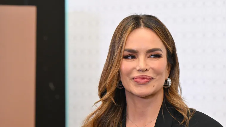 Severina na otoku pozirala u bikiniju, fanovi u nevjerici: 'Izgleda&scaron; kao da si u dvadesetima!'