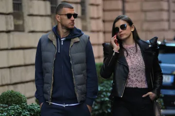 Edin i Amra Džeko slave 15 godina braka, a potez njihove djece odu&scaron;evio je cijelu regiju