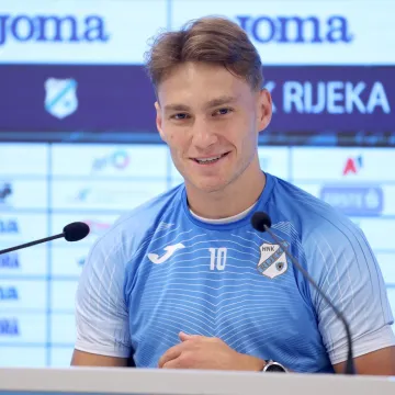 Na&scaron; Vatreni izgovorio sudbonosno 'da': Toni Fruk oženio dugogodi&scaron;nju partnericu