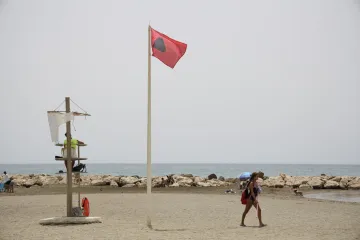 Zbog opasne bakterije zatvorene dvije popularne plaže: Istaknute crvene zastave