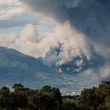 Evakuirano vi&scaron;e od 300.00 stanovnika! Vatrogasci: 'Formirao se pirokumulonimbus...'