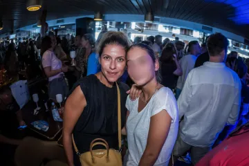 Jelena Perčin s kćeri Lotom (17) podržala supruga Antu Gelu na putu prema Veloj Luci