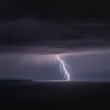 Na snazi upozorenje, meteorolog otkrio &scaron;to nas čeka noćas: 'Moguća tuča i poneka pijavica'