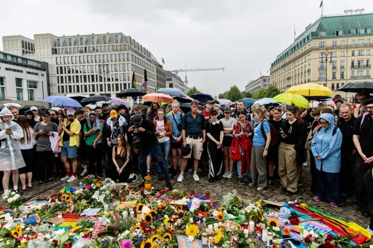 Cure detalji o teroristu iz Berlina, kako je tako opasan bio na slobodi? Stavili ga na popis