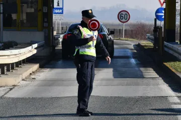 Nijemac i &Scaron;vicarac bahatom vožnjom &scaron;okirali policiju: Evo kojom brzinom su jurili