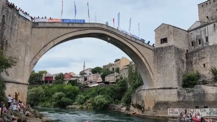 Svjetska atrakcija u skakanju u Mostaru: Tko je bio najbolji, a tko nova lasta?