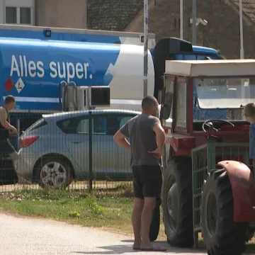 Plavi dizel postao noćna mora za poljoprivrednike: '&Scaron;ta je 300 litara, tek dolazi najteže'