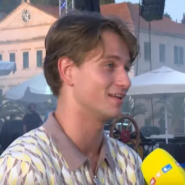 Jakov Jozinović otkrio koliko mu znači Oliver i &scaron;to ga je dirnulo: 'Život pi&scaron;e čudne priče'