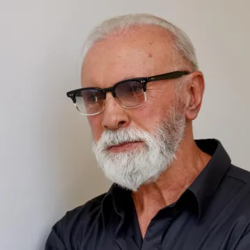 Dino Merlin otvorio du&scaron;u o odrastanju bez oca i siroma&scaron;tvu: 'Znala je skriti ljubav'