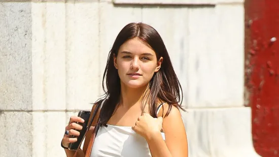 Kći Toma Cruisea odbacila očevo prezime: Suri prekinula posljednju vezu sa slavnim glumcem