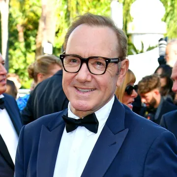Kevin Spacey slavio 67. rođendan u Dubrovniku: Pogledajte tko mu je pravio dru&scaron;tvo