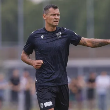 Lovren se oglasio nakon incidenta u Međugorju: 'Ne dira se sveta mjesta. Stojim uz svakog Hrvata...'
