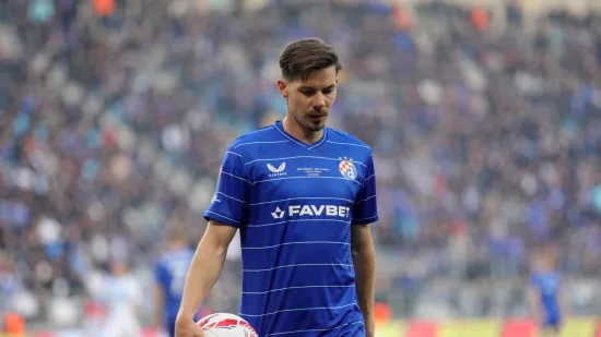 Koga ljubi Dinamov veznjak? Atraktivnu plavu&scaron;u drži daleko od očiju javnosti