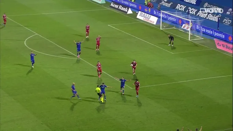 Trenutak koji je promijenio sve? Dinamo dobio igrača vi&scaron;e nakon drame s VAR-om