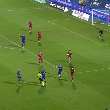 Trenutak koji je promijenio sve? Dinamo dobio igrača vi&scaron;e nakon drame s VAR-om