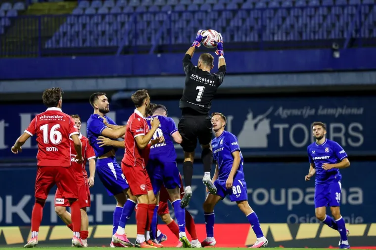 Dinamo u neviđenoj drami slavio preokretom u produžecima: Plavi idu po Ligu prvaka!
