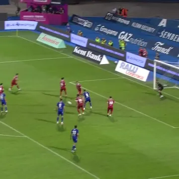 Dinamo se vratio iz ponora, a onda su ih centimetri dijelili za potpuni preokret