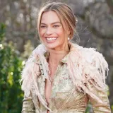 Margot Robbie koristi ovu metodu odijevanja za potpuno skladan i promi&scaron;ljen izgled