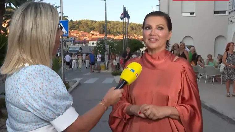 Nina Badrić uoči koncerta: 'Čim bi ti Oliver rekao ne se*i, to znači da te voli'