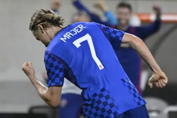 Majer potpisao za AEK: 'Jedva čekam doživjeti atmosferu i igrati nogomet kakav volim'