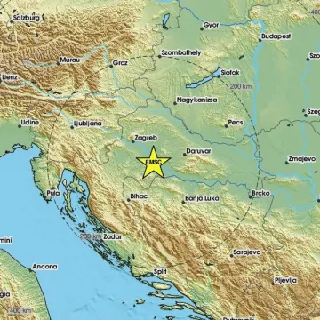 Potres kod Siska: 'Kao da je pukla bomba, probudio je djecu'