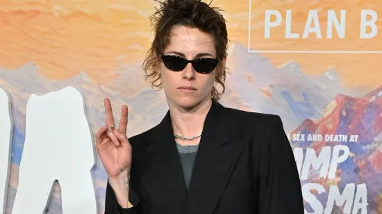 Kristen Stewart ponovno &scaron;okirala: Na crvenom tepihu pojavila se u neočekivanom izdanju