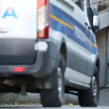 Poku&scaron;aj ubojstva u pritvoru: Mladić nasrnuo na Srbina, policajci spriječili horor