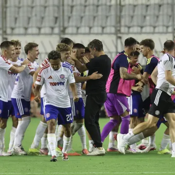 Navijači Hajduka bijesni kao rijetko kad prije: Jednog su čovjeka 'razapeli'