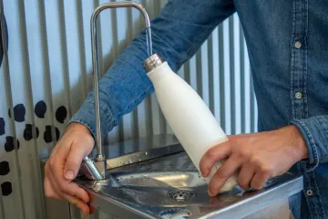 Bocu za vodu vjerojatno ne perete dovoljno često: 'Bakterije se mogu lako nakupiti'