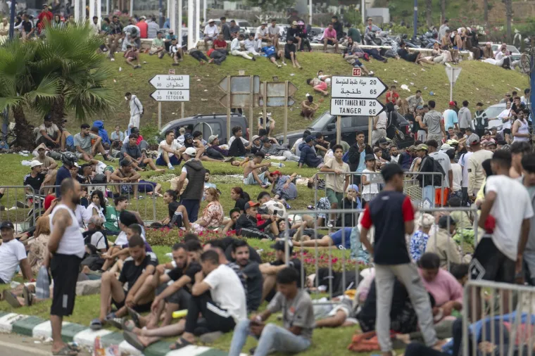 Ogroman val migranata izbezumio cijelu Europu, ali Ceuta je u Africi! U ovome je kvaka