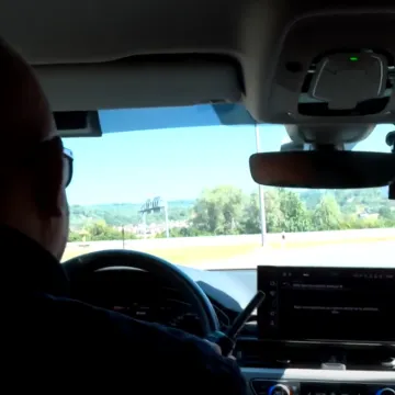 Bili smo s policijom u lovu na obijesne vozače: 'Kad mu se dovoljno približimo...'