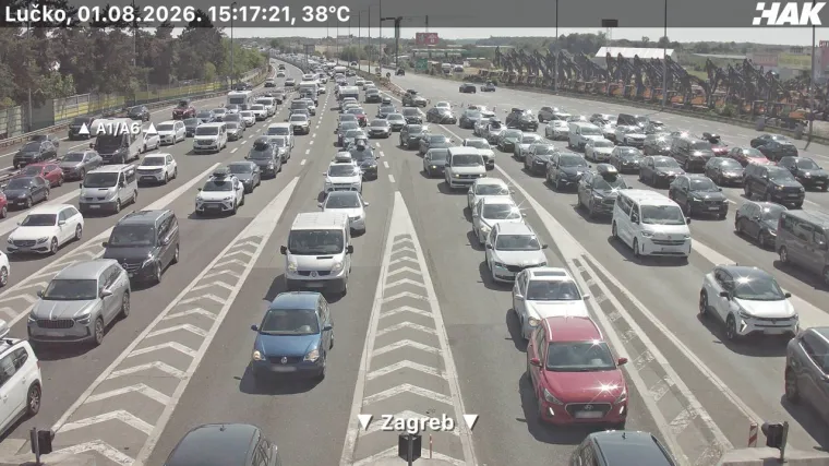 Pogledajte gdje su najveće gužve: Kolone na autocestama protežu se kilometrima