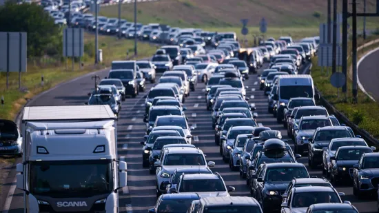 Kaos na graničnim prijelazima: 'Čekanja traju i do &scaron;est sati'