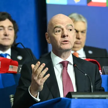 Pogledajte koju si je plaću planirao dati čovjek protiv kojeg se okrenuo čitav nogomet.
