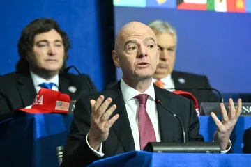 Pogledajte koju si je plaću planirao dati čovjek protiv kojeg se okrenuo čitav nogomet.