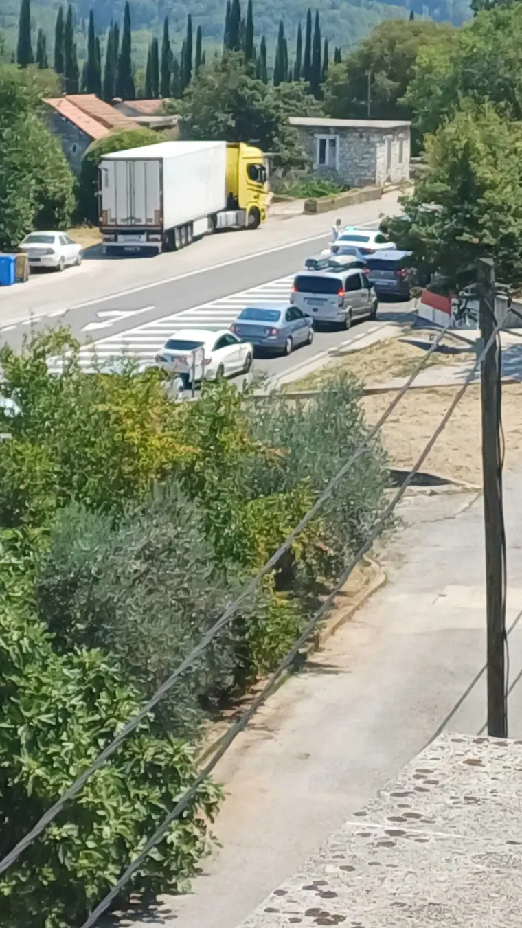 Detalji kaosa na jugu Hrvatske, nevjerojatno koliko se čeka: 'Ljudi plaču, pu&scaron;tam ih na WC'