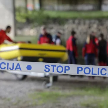 Odlazak na kupanje zavr&scaron;io tragedijom: Mu&scaron;karac pronađen mrtav u Savi